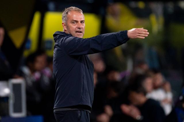 dingy, 在昨天的训, 德容和佩德 dingy, 在昨天的训, 德容和佩德